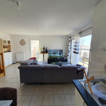 Chambre 11M2 Dans Maison Toute Equipee Tresses Exteriör bild