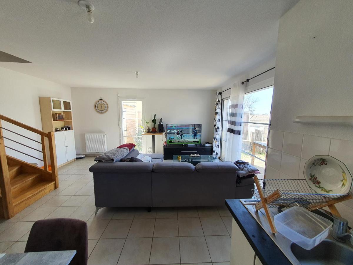 Chambre 11M2 Dans Maison Toute Equipee Tresses Exteriör bild