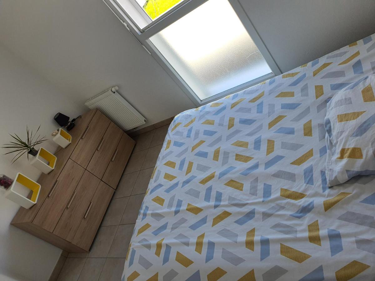 Chambre 11M2 Dans Maison Toute Equipee Tresses Exteriör bild